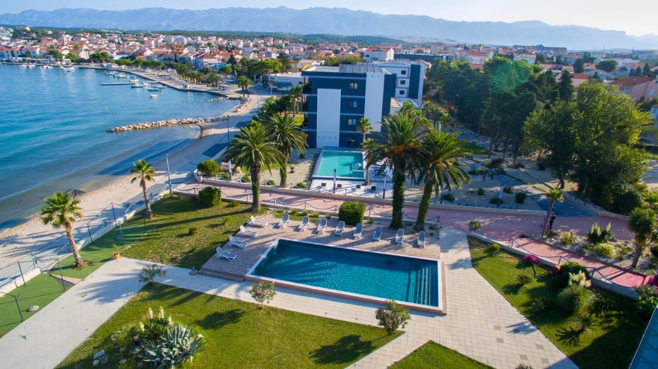 Liberty Hotel Novalja Exterior photo